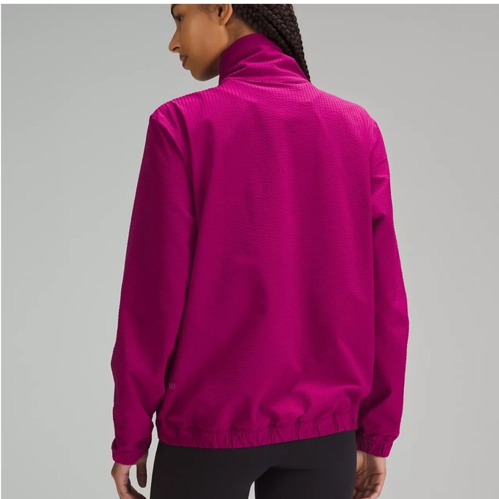 Lululemon Pack Light Pullover Packable - Size 6 - image 3